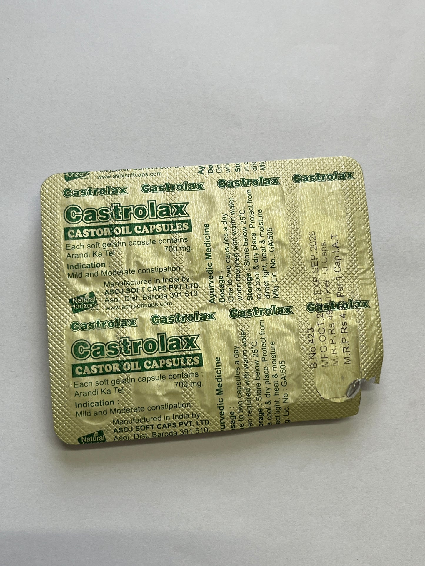 Castrolax Castor Oil Capsules - Natural Ayurvedic Laxative for Constipation Relief (700mg)